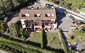 Complesso La Foce - Clima, parcheggi, spazi esterni privati